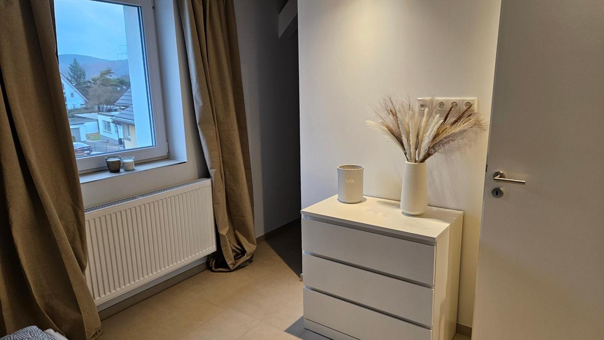 Ferienwohnung As 5 One & Two Bamberg - Modern In Ruhiger Lager Mit Balkon Hallstadt Esterno foto
