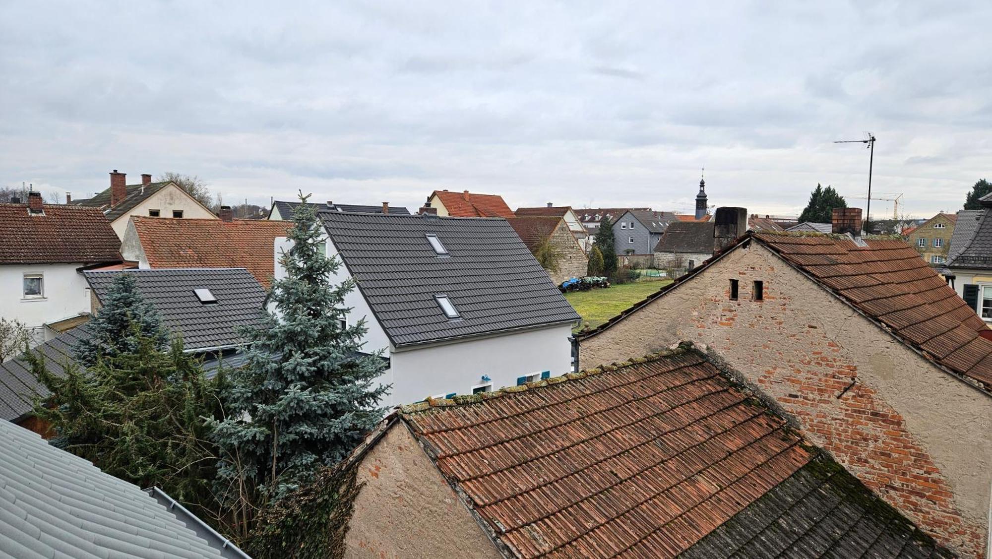 Ferienwohnung As 5 One & Two Bamberg - Modern In Ruhiger Lager Mit Balkon Hallstadt Esterno foto